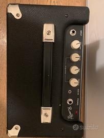 Amplificatore basso elettrico