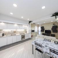 Porzione di casa a Muggiò Via 4 novembre 4 locali