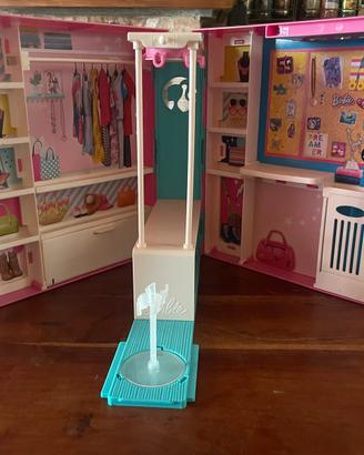 Armadio di Barbie
