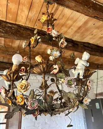 Lampadario Capodimonte antico