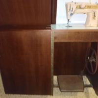 macchina da cucire Singer anni 60