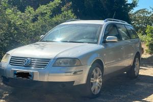 VW  Passat 2.5 V6 motore 90000km