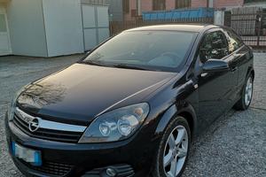 Opel Astra GTC 1.3 125 CV - 2007