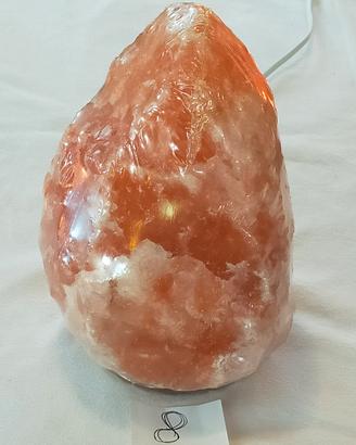 Minerale con luce dal peso di kg 3,6