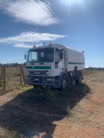 Spazzatrice eurocargo iveco