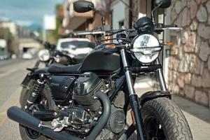 Moto Guzzi V9 Bobber - Unico proprietario