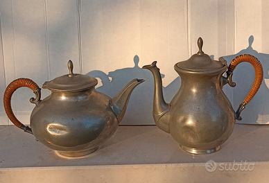 Caffettiera e teiera in peltro