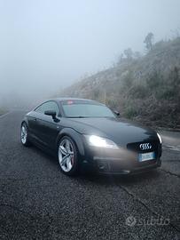 Audi TT MK2 