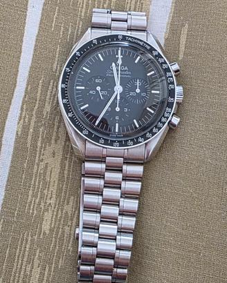 Omega Speedmaster moonwatch 