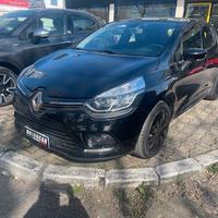 Renault Clio TCe 90 CV 5 porte Energy Duel