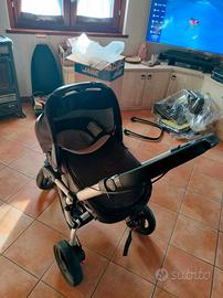 Passeggino Jane Slalom R + navetta per auto Matrix