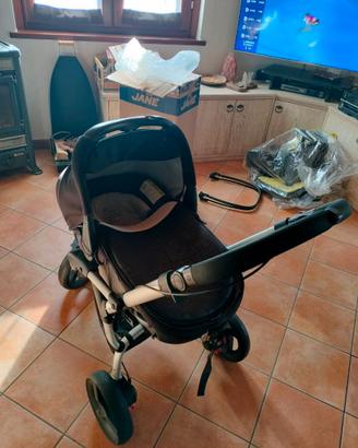 Passeggino Jane Slalom R + navetta per auto Matrix