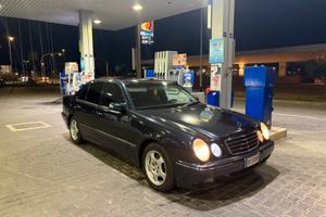 Mercedes E240 V6 scritta Asi