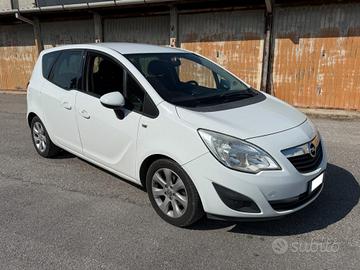 OPEL Meriva 1.3 CDTI 95CV ecoFLEX Cosmo
