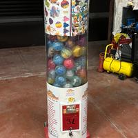 Distributore meccanico palline giochi e sorprese