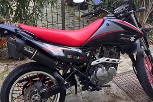 Suzuki DR 125 SM - 2009