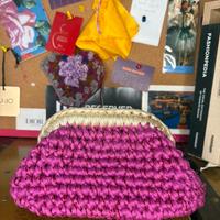 Pochette all’uncinetto