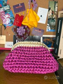 Pochette all’uncinetto