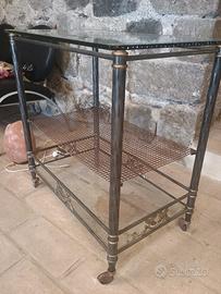 carrello in ferro forgiato a mano e vetro molato