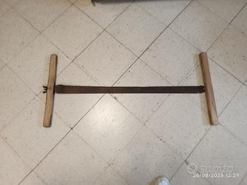 Serra usata dai taglia legna negli anni 20