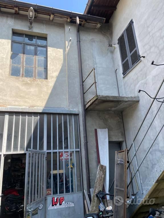 Immobile in asta di 78 m² con box auto a Castel Sa - Altro