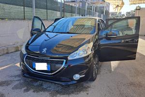 Peugeot 208 1.4 HDI 68 CV