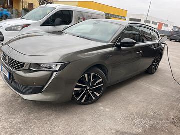 Peugeot 508 gt Line sw plug in 225 cv