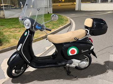 Vespa LX 150