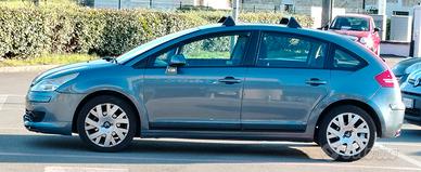 Citroen C4 1.6 HDi full