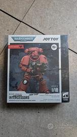 Warhammer 40k intercessor rosso joytoy