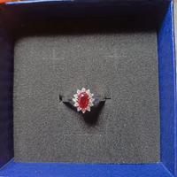 anello in argento 925 ed simil rubino rosso