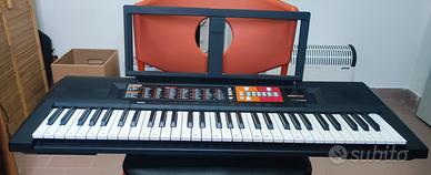 Tastiera Yamaha PF51  completa accessori 