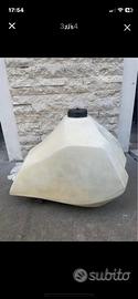 Serbatoio Honda Acerbis maggiorato