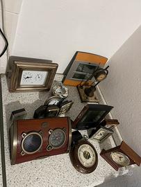 Orologi da muro / tavolo di vari tipi