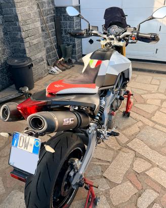 Aprilia Dorsoduro 750