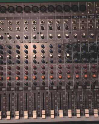 mixer MACKIE PRO FX 22