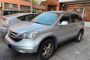 Honda CR-V 2.2 i-DTEC Exclusive i-Pilot AT UNICO P