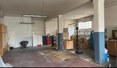 Garage / magazzino / rimessaggio