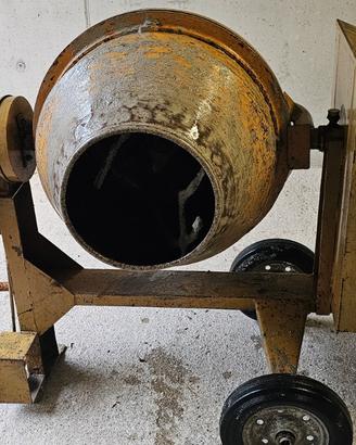 Betoniera 220V - Perfettamente funzionante