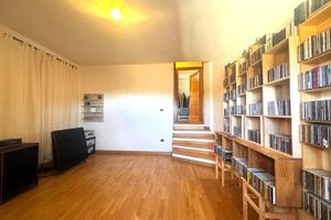 CASA SEMINDIPENDENTE A PISTOIA