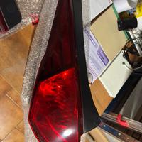 Fari posteriori Nissan 350z