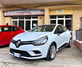 Renault Clio dCi 75 CV 5 porte Moschino - 2019