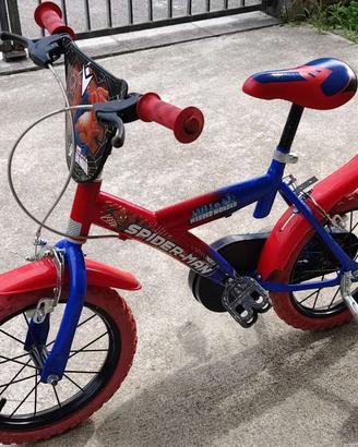 Bicicletta bambini fino a circa 6-8 anni