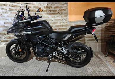 A trk 502 + bauletto + accessori