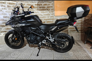 A trk 502 + bauletto + accessori