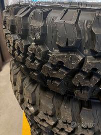 gomme 4x4 235/85/r16 nuove