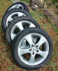 4 cerchi Mercedes con gomme invernali