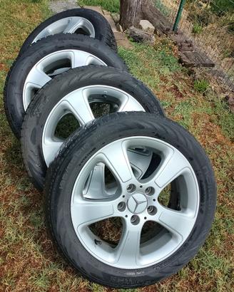 4 cerchi Mercedes con gomme invernali