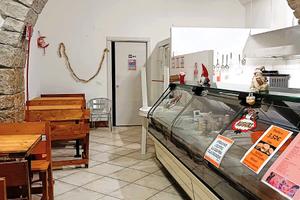 Locale bar-gastronomia in zona centrale