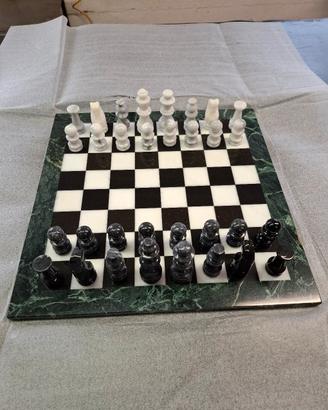 scacchiera in marmo totale bianco/nero